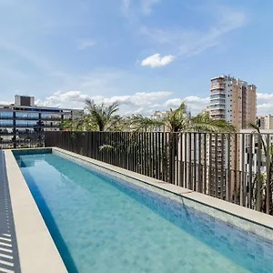  Apartment House Of Charlie Pinheiros